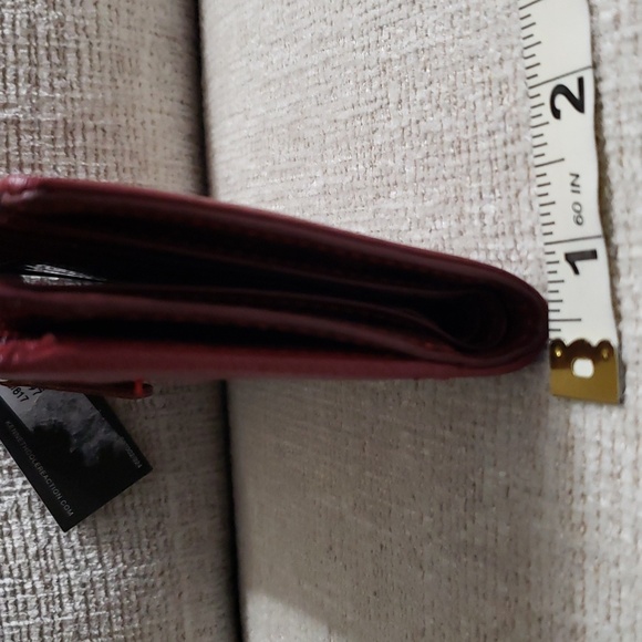 Kenneth Cole New with Tag Wallet Red - Picture 5 of 16